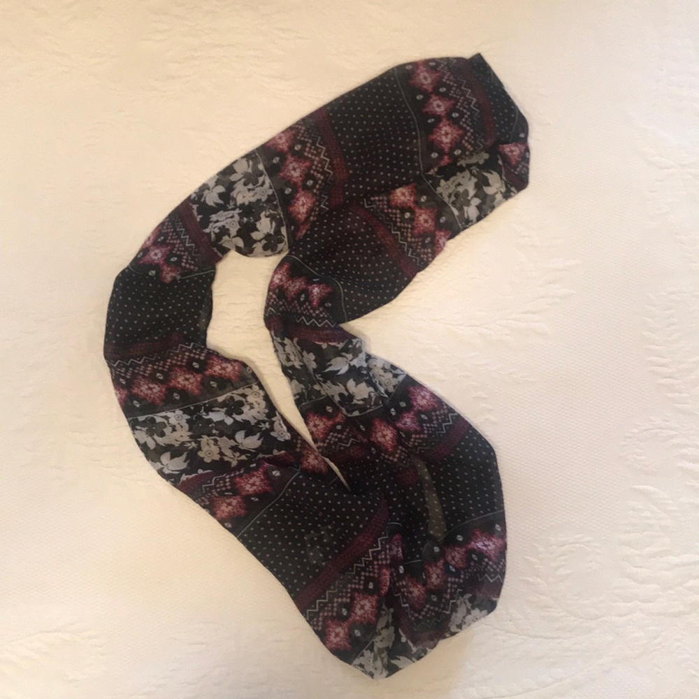 Infinity scarf